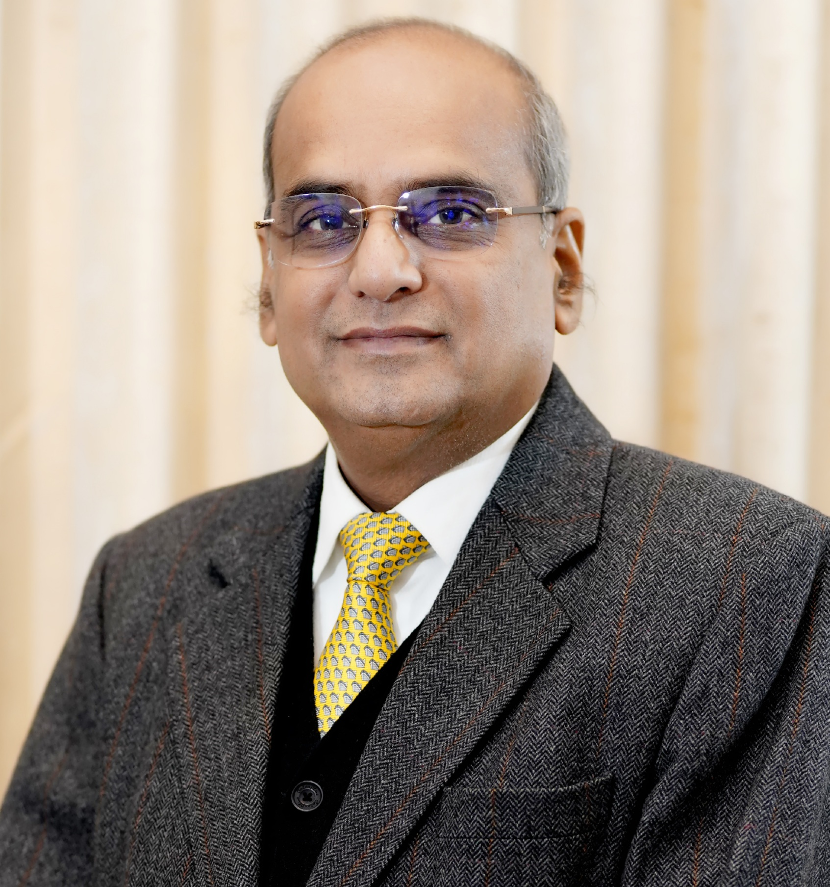 Sh. Rajiv Singhal, Advocate